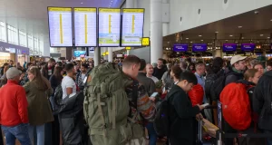 Continúan por segundo día las cancelaciones de vuelos en el aeropuerto de Bruselas por un ciberataque