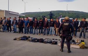 Liberados los 38 integrantes de la Luz del Mundo que fueron detenidos en un campo de adiestramiento Liberados los 38 integrantes de la Luz del Mundo que fueron detenidos en un campo de adiestramiento