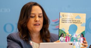 El comercio, entre la incertidumbre y la esperanza digital de la IA