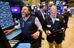 Wall Street cierra en máximos históricos por alza de Nvidia y tecnológicas