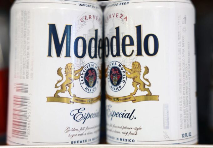 Modelo pierde el trono en EU como la cerveza más vendida y Trump sería el culpable de la caída