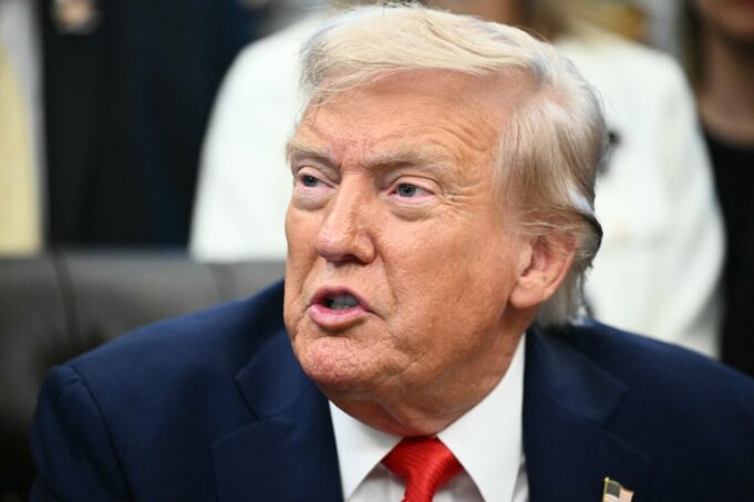 Trump aplica aranceles a medicamentos, camiones, muebles y productos del hogar