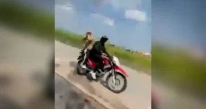 Muere Don Nico, el heladero mexicano atacado a balazos mientras denunciaba en vivo los baches de una calle Muere Don Nico, el heladero mexicano atacado a balazos mientras denunciaba en vivo los baches de una calle
