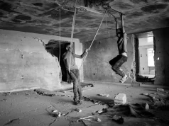 De la guerra a tu casa: cómo la chatarra de los conflictos bélicos alimenta la industria del acero De la guerra a tu casa: cómo la chatarra de los conflictos bélicos alimenta la industria del acero