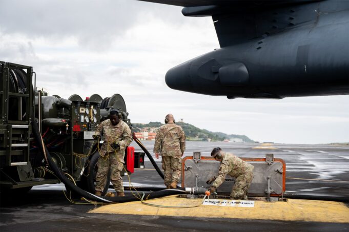 Portugal investigará la escala en la base de las Azores de tres cazas estadounidenses vendidos a Israel Portugal investigará la escala en la base de las Azores de tres cazas estadounidenses vendidos a Israel