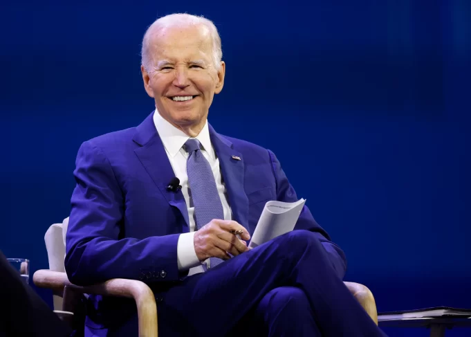 Biden se someterá a cinco semanas de radioterapia para combatir su cáncer de próstata Biden se someterá a cinco semanas de radioterapia para combatir su cáncer de próstata