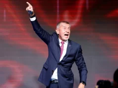 El magnate populista Andrej Babis gana las elecciones legislativas en Chequia sin mayoría para gobernar El magnate populista Andrej Babis gana las elecciones legislativas en Chequia sin mayoría para gobernar