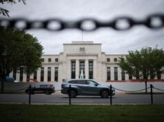 Fed vio alza de riesgos laborales, pero mantuvo cautela por inflación Fed vio alza de riesgos laborales, pero mantuvo cautela por inflación