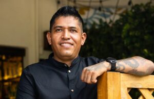 El chef oaxaqueño que convirtió las recetas familiares en una empresa culinaria con estrella Michelin El chef oaxaqueño que convirtió las recetas familiares en una empresa culinaria con estrella Michelin