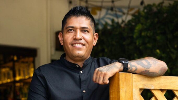 El chef oaxaqueño que convirtió las recetas familiares en una empresa culinaria con estrella Michelin El chef oaxaqueño que convirtió las recetas familiares en una empresa culinaria con estrella Michelin