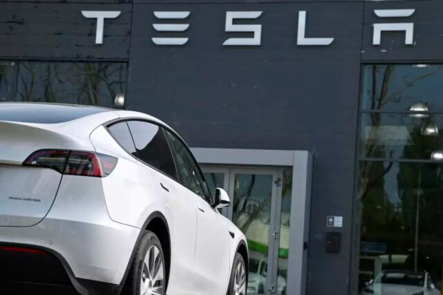 ¿Se acabó la era dorada de los autos eléctricos en Estados Unidos?