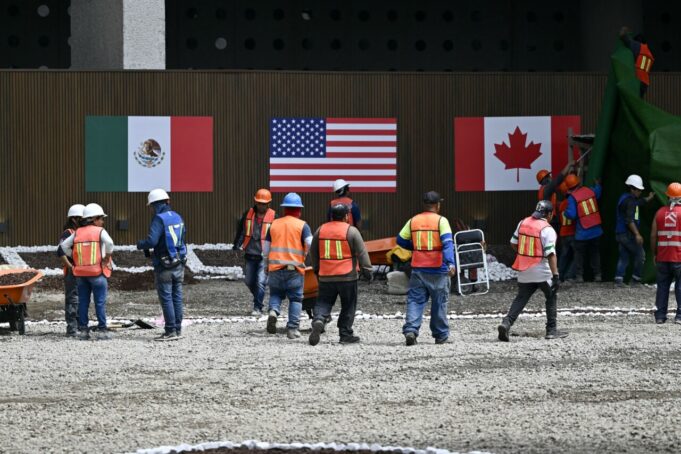 Rumbo al Mundial, el gasto en transporte y turismo reportan caídas por más de 35% Rumbo al Mundial, el gasto en transporte y turismo reportan caídas por más de 35%