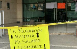 Trabajadores del SAT inician protesta de "brazos caídos" Trabajadores del SAT inician protesta de "brazos caídos"