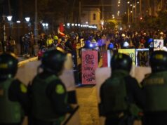 Las protestas en Perú dejan un muerto y más de 100 heridos Las protestas en Perú dejan un muerto y más de 100 heridos