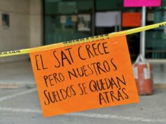 Estos son los 8 puntos que piden empleados al SAT para levantar la protesta de brazos caídos Estos son los 8 puntos que piden empleados al SAT para levantar la protesta de brazos caídos