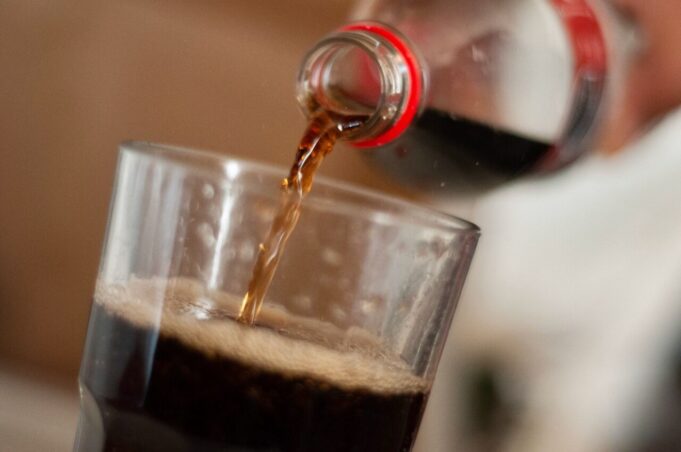 Los diputados aprueban aumentos para refrescos, sueros, tabaco y videojuegos Los diputados aprueban aumentos para refrescos, sueros, tabaco y videojuegos