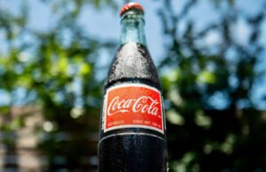 Coca-Cola reducirá 30% del contenido calórico de sus bebidas tras alza del IEPS Coca-Cola reducirá 30% del contenido calórico de sus bebidas tras alza del IEPS