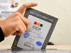 Bolivia elige entre dos candidatos de derecha a su próximo presidente Bolivia elige entre dos candidatos de derecha a su próximo presidente