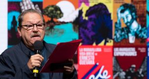 Paco Ignacio Taibo explica por qué el FCE va a regalar pocos libros de mujeres Paco Ignacio Taibo explica por qué el FCE va a regalar pocos libros de mujeres