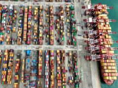 Los aranceles, el arma suprema de Trump, a juicio ante la Corte Suprema Estados Unidos anuncia un acuerdo para reducir la guerra comercial con China