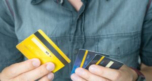 La CNBV y Banxico inician consulta para reducir costos en pagos con tarjeta La CNBV y Banxico inician consulta para reducir costos en pagos con tarjeta