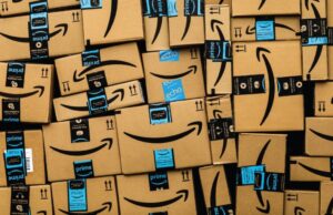 Amazon recorta 14,000 puestos corporativos; Bernie Sanders cuestiona estrategia Amazon recorta 14,000 puestos corporativos; Bernie Sanders cuestiona estrategia