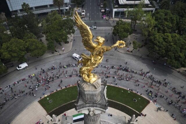 Economía mexicana se contrae 0.3% en el tercer trimestre de 2025