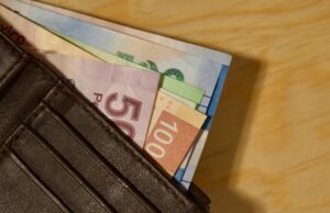 Cómo invertir mi dinero para que no se devalúe: 4 opciones para ponerlo a trabajar Cómo invertir mi dinero para que no se devalúe: 4 opciones para ponerlo a trabajar