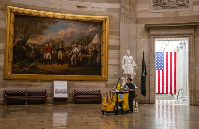 image.jpg Trump prepara recortes presupuestales ante cierre de gobierno de Estado Unidos
