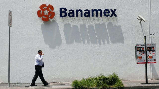 Grupo México, de Germán Larrea, lanza plan agresivo para comprar Banamex