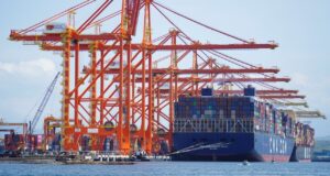 Efecto arancelario se sentirá en 2026; comercio global crecerá solo 0.5% Efecto arancelario se sentirá en 2026; comercio global crecerá solo 0.5%