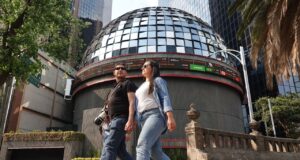 La BMV cae por tercera jornada consecutiva y Grupo México sube 1.63% La BMV cae por tercera jornada consecutiva y Grupo México sube 1.63%
