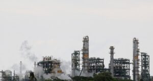 La autosuficiencia energética mexicana amenaza hasta cuatro refinerías en EU La autosuficiencia energética mexicana amenaza hasta cuatro refinerías en EU