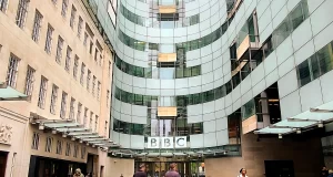 La batalla por la libertad de prensa: la BBC muestra firmeza frente a Trump La batalla por la libertad de prensa: la BBC muestra firmeza frente a Trump