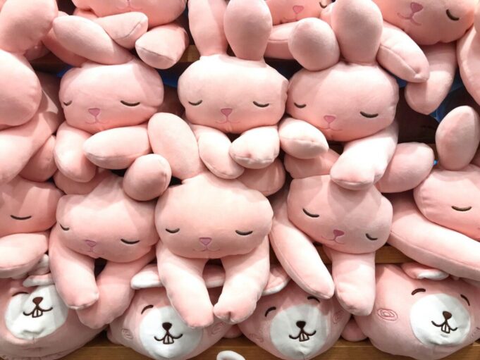 Gigantes asiáticos y estadounidenses aceleran la pelea por los peluches coleccionables Gigantes asiáticos y estadounidenses aceleran la pelea por los peluches coleccionables