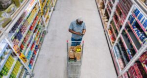 Consumo privado se encamina a su peor crecimiento desde 2020 Consumo privado se encamina a su peor crecimiento desde 2020
