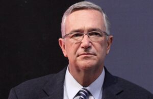Deudas de Salinas Pliego con SAT equivalen a recaudación de IEPS a refrescos Deudas de Salinas Pliego con SAT equivalen a recaudación de IEPS a refrescos