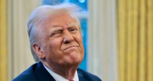 Mercados de predicciones bajan apuesta por Trump en disputa arancelaria Mercados de predicciones bajan apuesta por Trump en disputa arancelaria