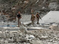 Israel dispara contra cascos azules en el sur de Líbano Israel dispara contra cascos azules en el sur de Líbano