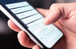Padrón telefónico choca con plan de conectividad y arriesga a migrantes Padrón telefónico choca con plan de conectividad y arriesga a migrantes