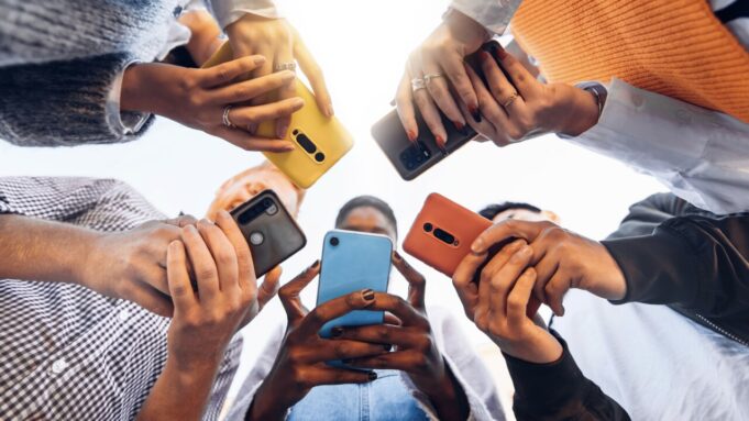 CRT somete a consulta pública lineamientos para el Padrón de Telefonía CRT somete a consulta pública lineamientos para el Padrón de Telefonía