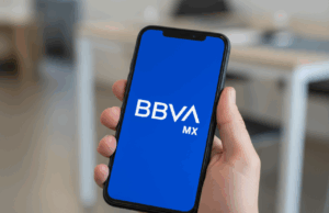 BBVA defiende su app tras críticas: ahora son 27 millones de versiones, una personalizada por usuario BBVA defiende su app tras críticas: ahora son 27 millones de versiones, una personalizada por usuario