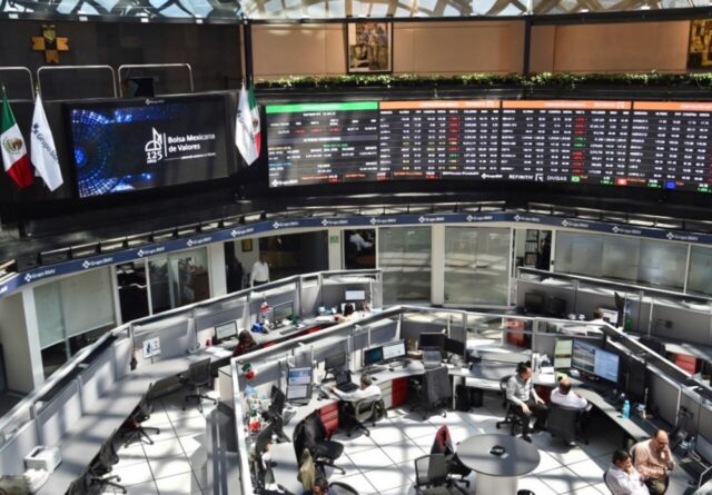 El peso gana impulso tras sólidos datos de EU y la bolsa sube a nuevos máximos