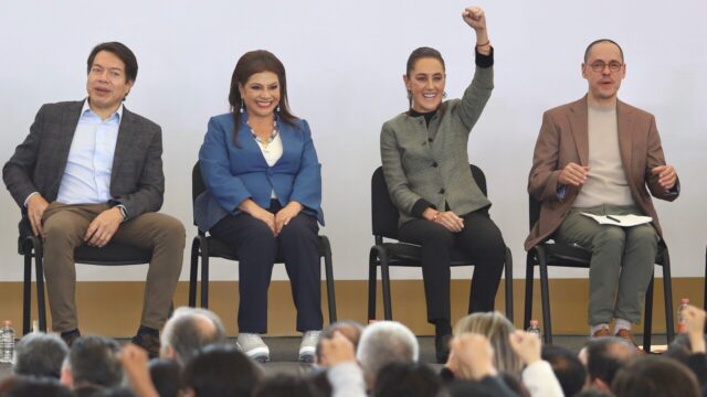 México lanza la escuela pública de IA más grande de América Latina