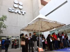 El SAT recauda cada vez más con menos recursos y empleados El SAT recauda cada vez más con menos recursos y empleados