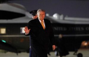 Trump arremete contra el Obamacare cuando el cierre de gobierno cumple 40 días Trump arremete contra el Obamacare cuando el cierre de gobierno cumple 40 días