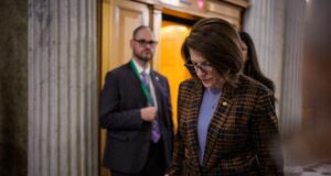 El Senado aprueba el acuerdo para reabrir el gobierno de Estados Unidos El Senado aprueba el acuerdo para reabrir el gobierno de Estados Unidos