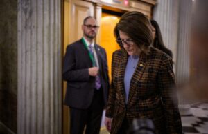 El Senado aprueba el acuerdo para reabrir el gobierno de Estados Unidos El Senado aprueba el acuerdo para reabrir el gobierno de Estados Unidos