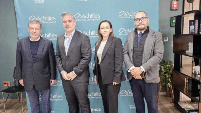 Pemex debe a proveedores casi el doble de lo que reconoce: consultora Pemex debe a proveedores casi el doble de lo que reconoce: consultora