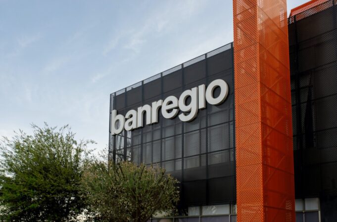 Banregio impulsa expansión de cartera y mantiene ROAE de 19.3% en el 3T25 Banregio impulsa expansión de cartera y mantiene ROAE de 19.3% en el 3T25